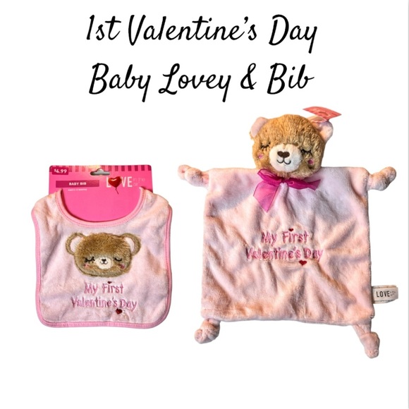 NWT 2 PC Set - Love Is In The Air - Baby Bear Bib & Bear Lovey, Blue or Pink - Picture 1 of 16